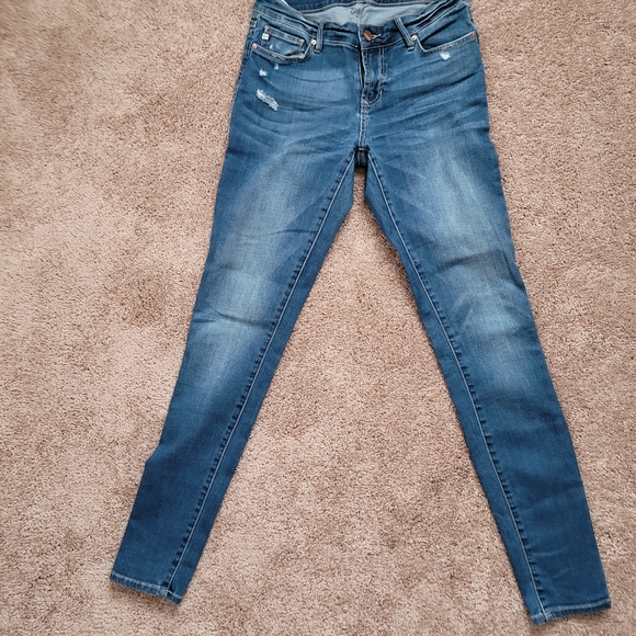 Dear John Skinny - Picture 2 of 4